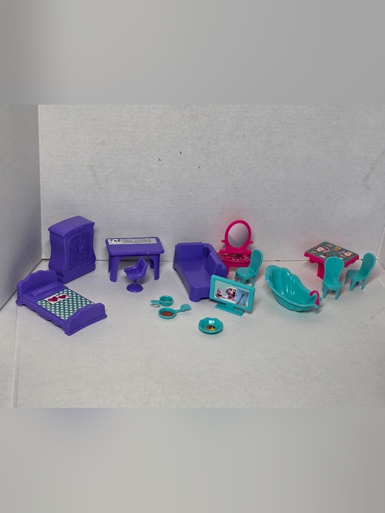 Other - Doll House Furniture Lot Of 15 Pc Kids Connection ?? Plastic